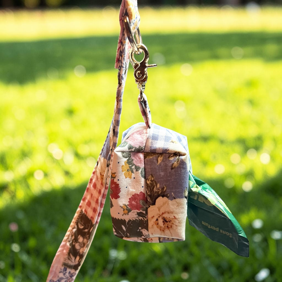 Quilted Picnic Dog Lead In Small