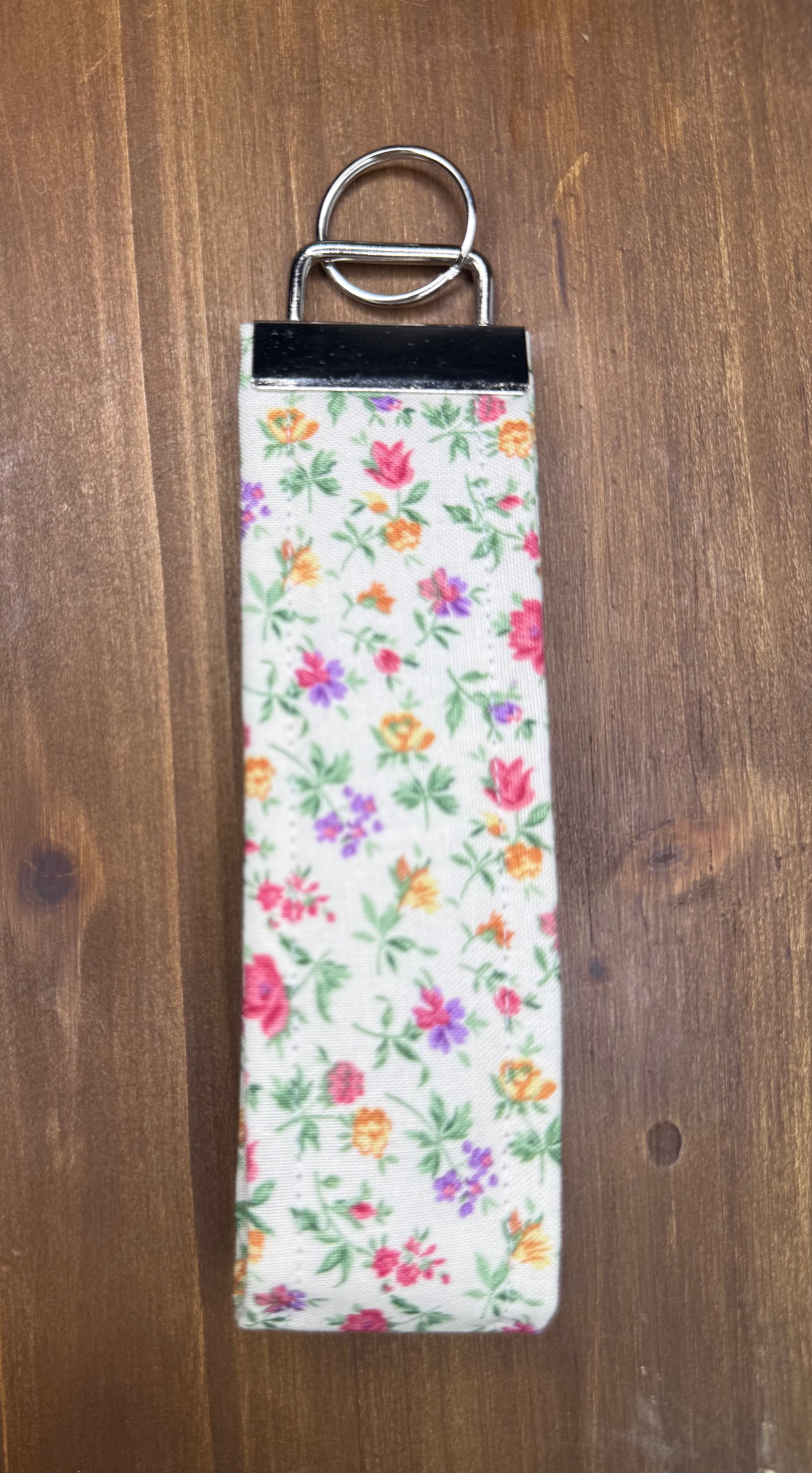Primrose Wristlet Key Chain