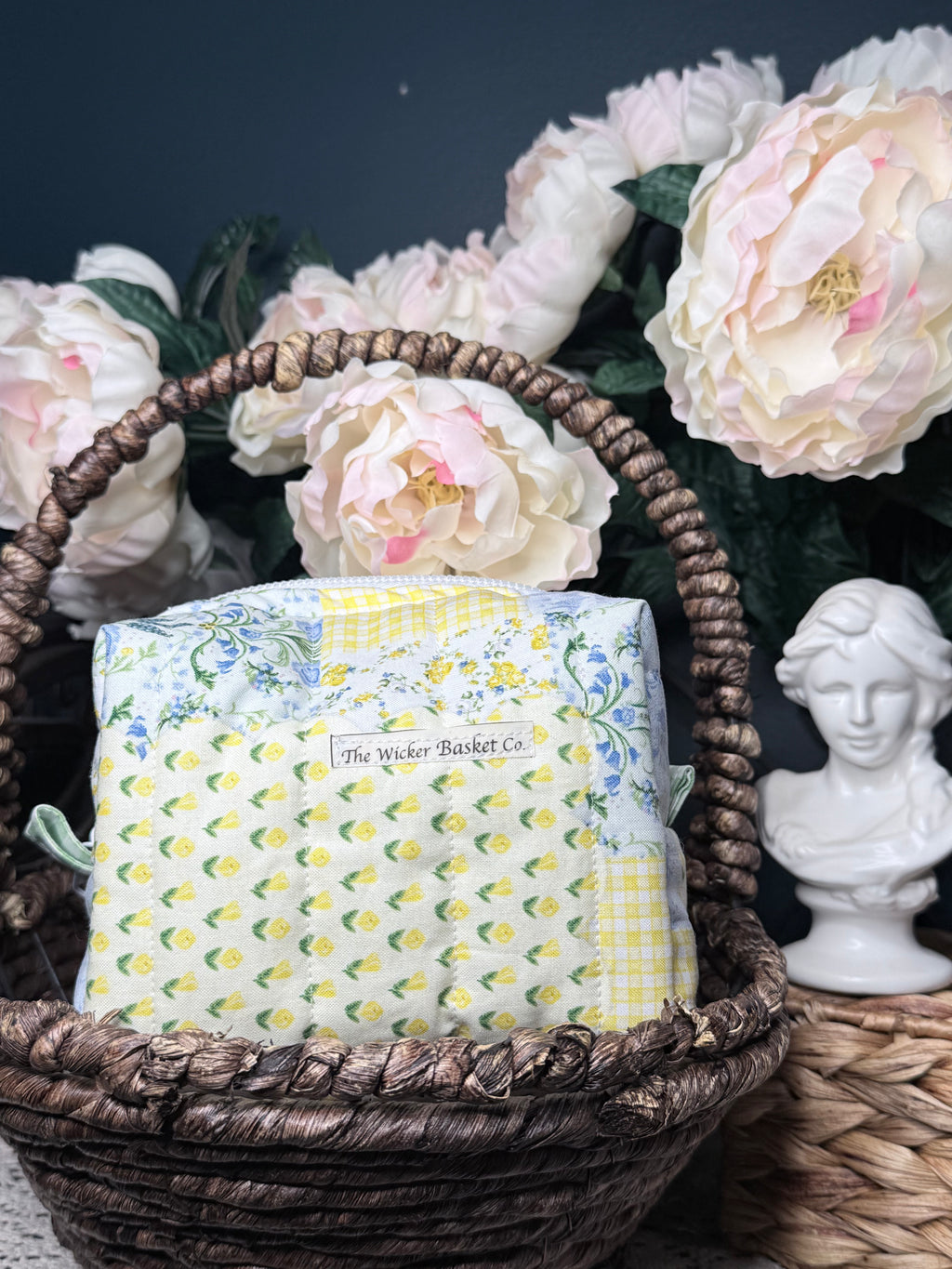 Lemon Merengue Medium Makeup Bag