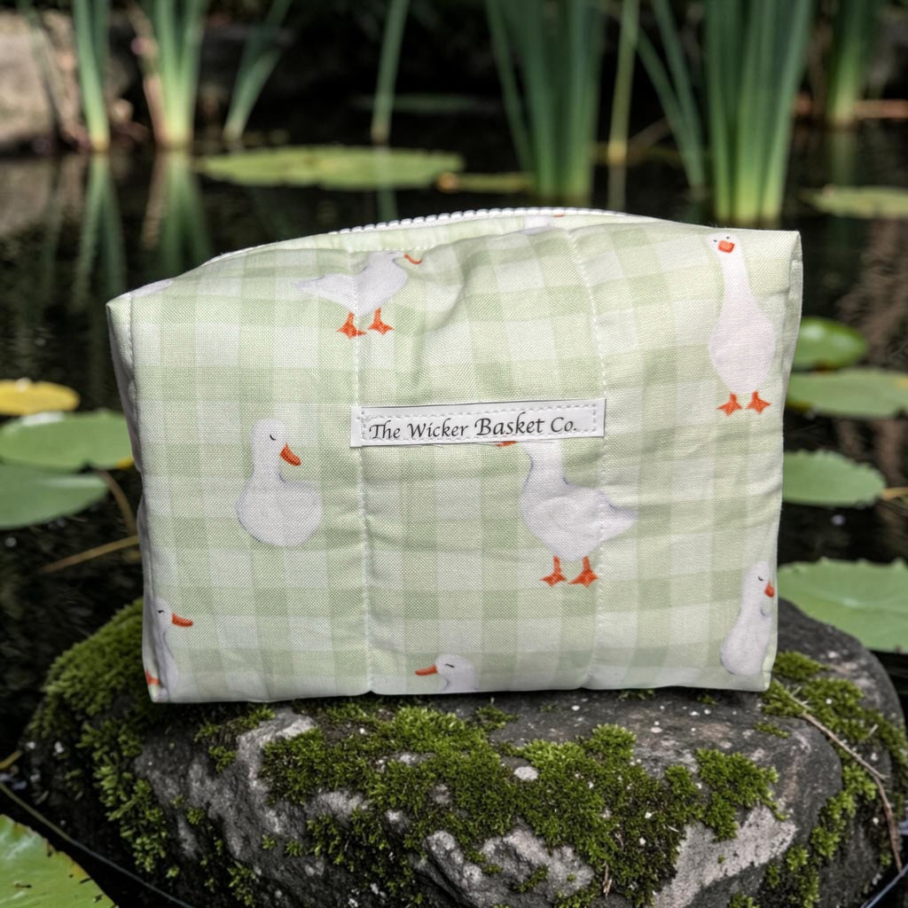Fancy Feathers Medium Makeup Bag