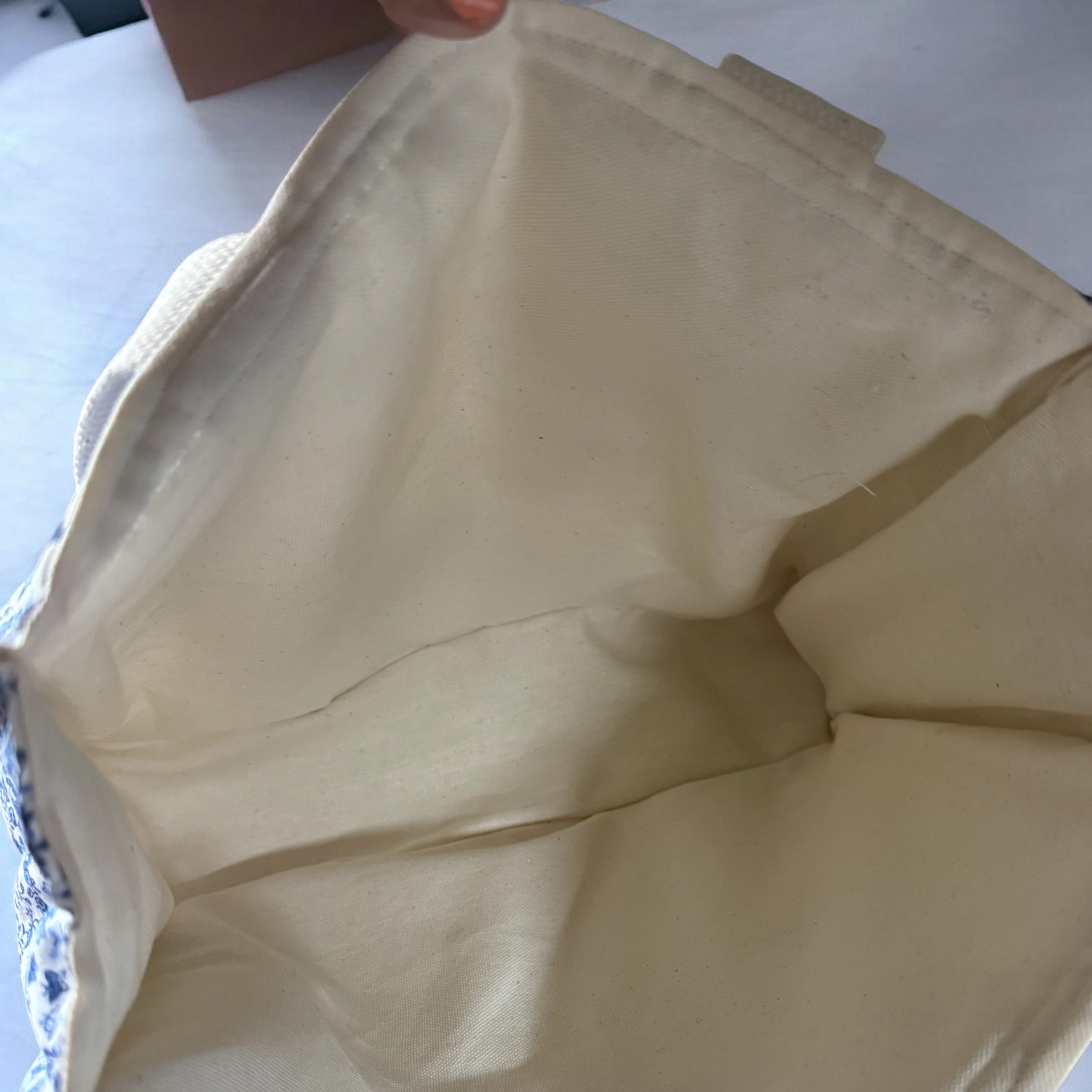 Marie Medium Shopper tote