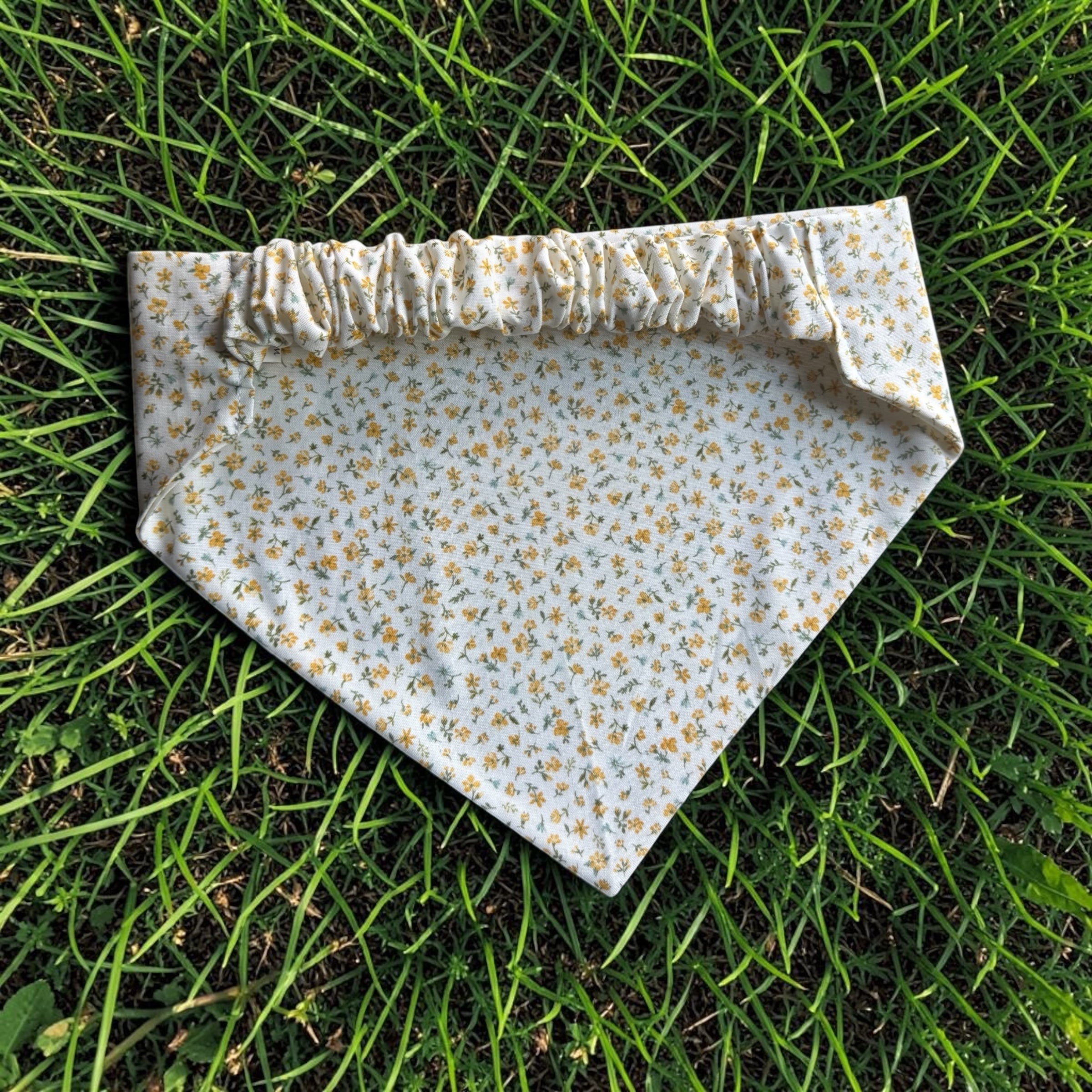 Lemon Grass Scrunchie Bandana