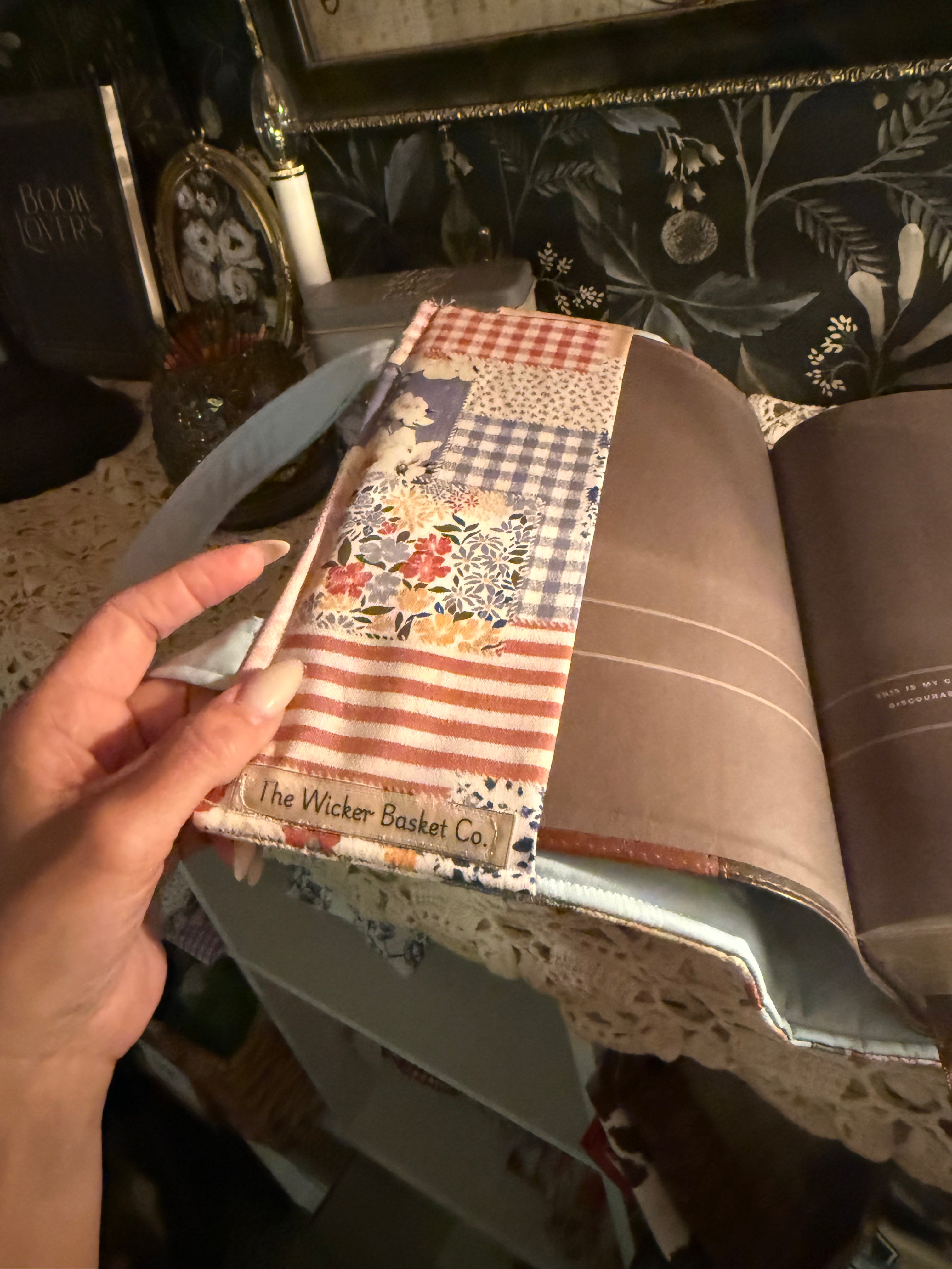 Quilted Picnic Bible Sleeve Tote