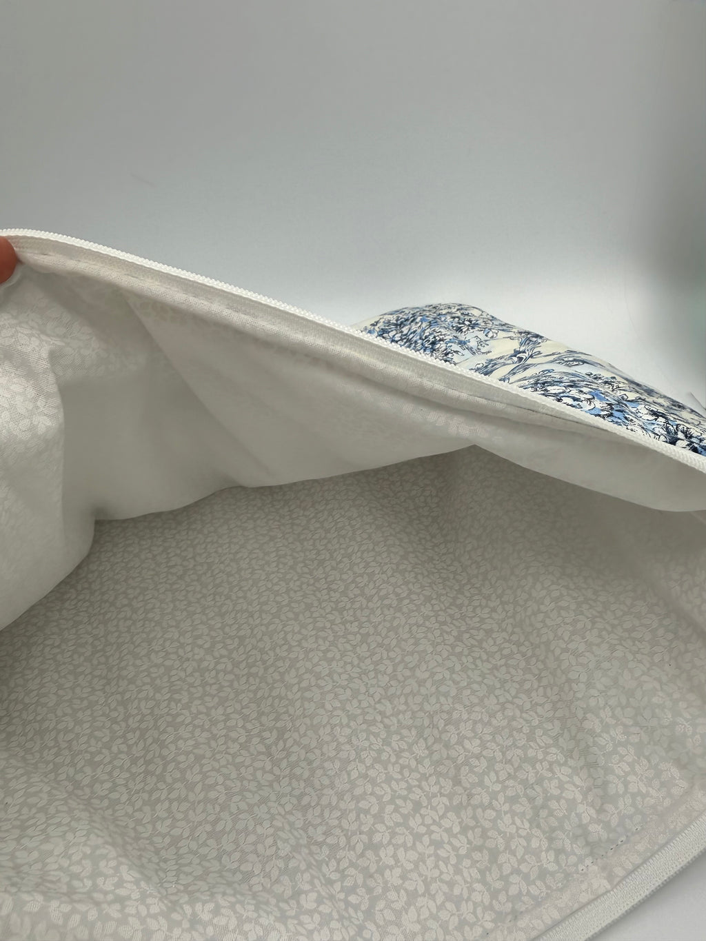 Blue Lace  Laptop Sleeve