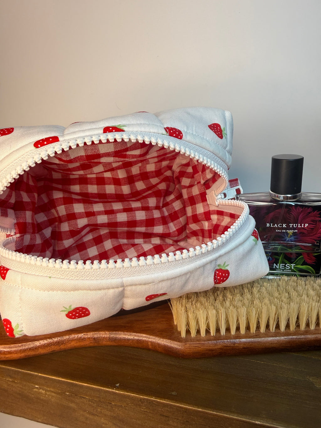 Strawberry Patch Medium Make Up Bag